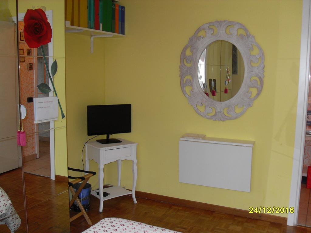 Отель Milan House Экстерьер фото