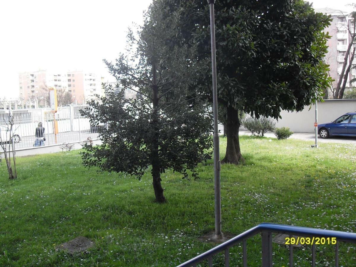 Отель Milan House Экстерьер фото